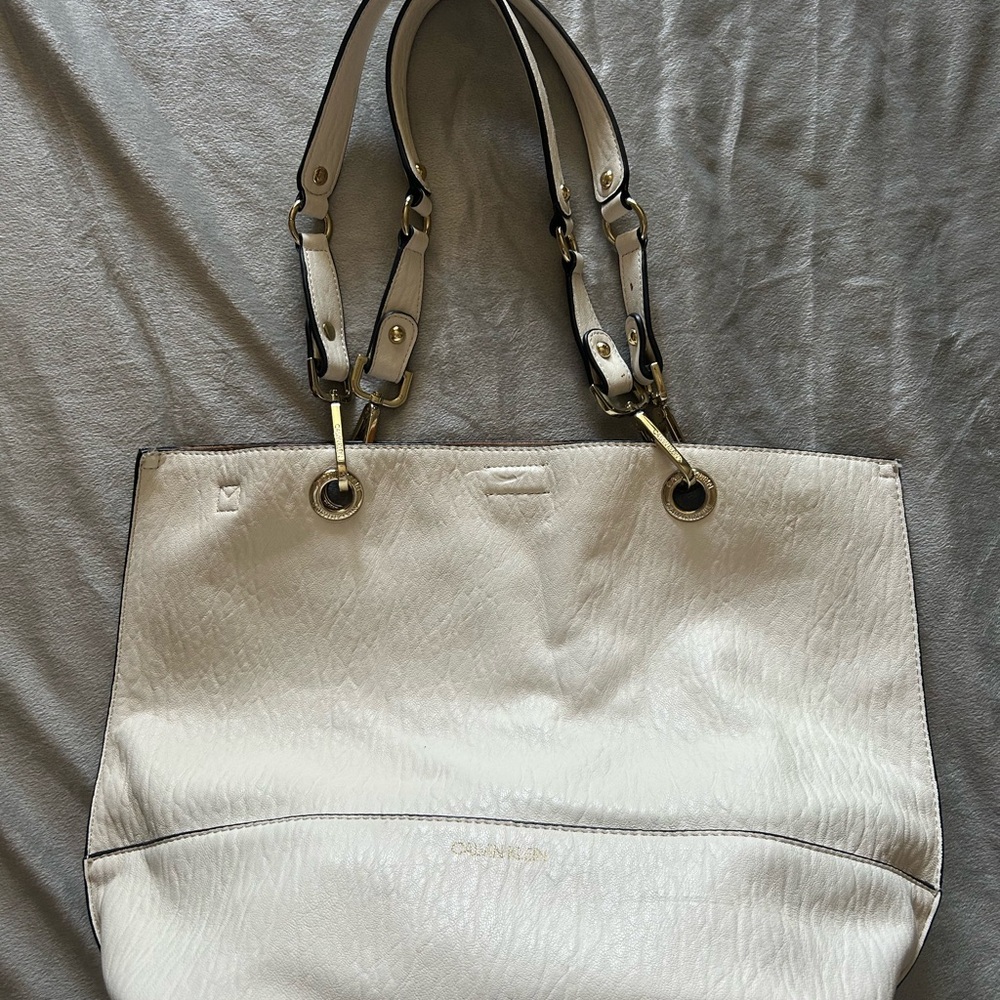 Calvin Klein Off-White Leather Shoulder Tote